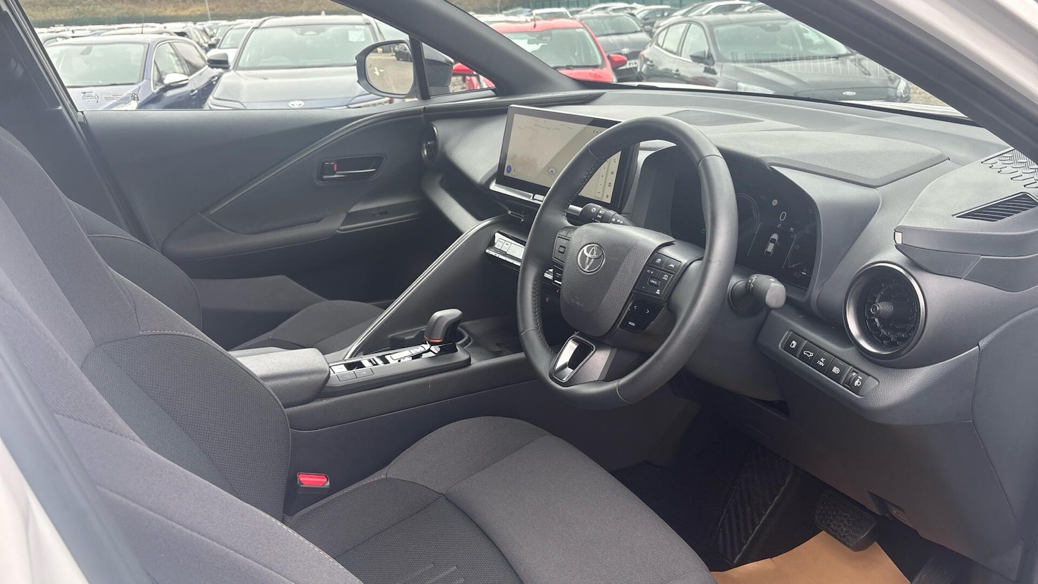 Used Toyota C-HR 2024 for sale - 77982465: Photo 11