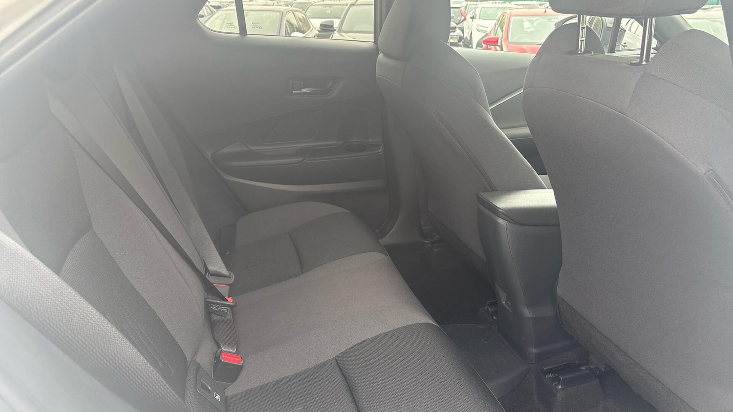 Used Toyota C-HR 2024 for sale - 77982465: Photo 12