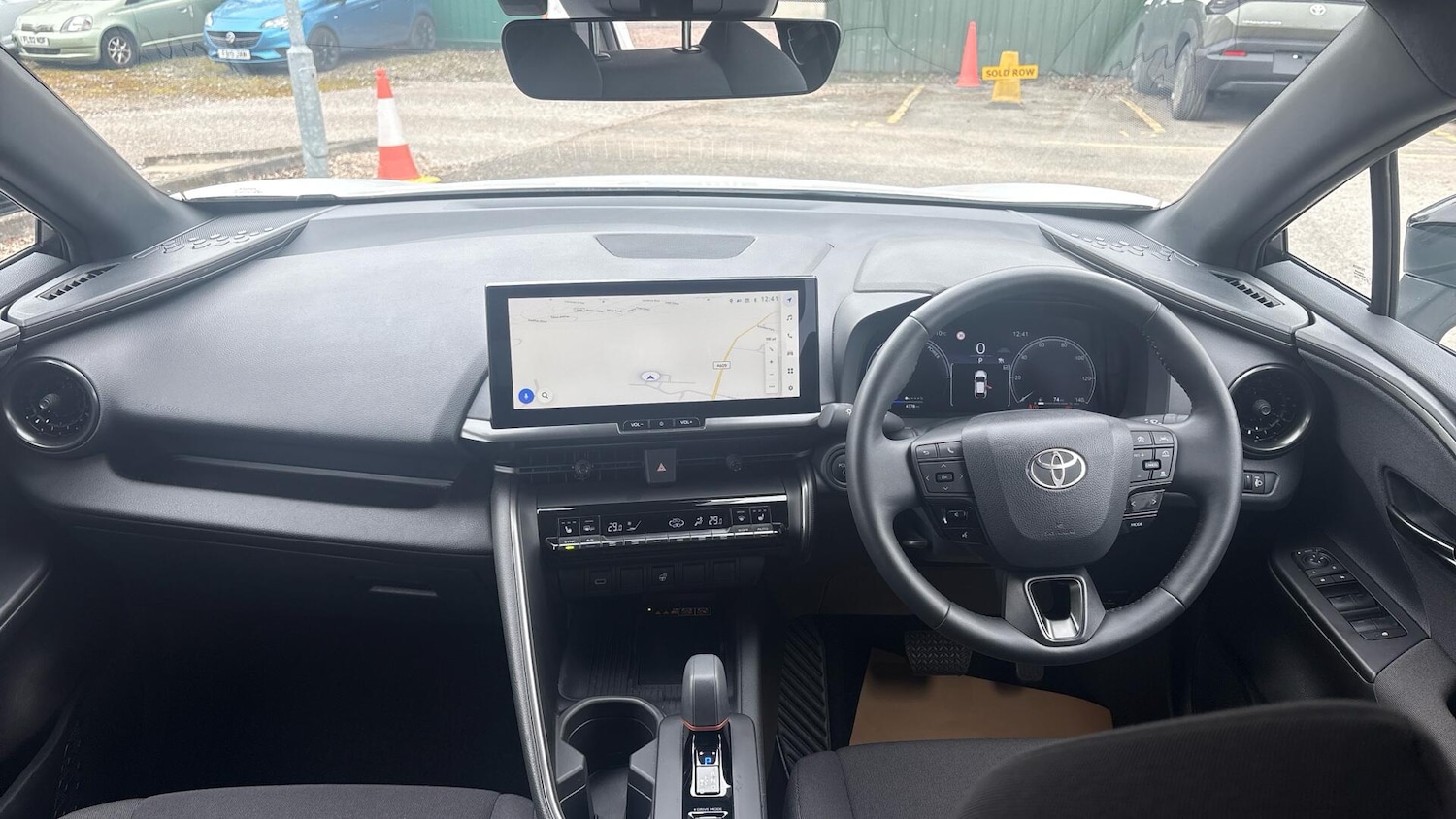 Used Toyota C-HR 2024 for sale - 77982465: Photo 5