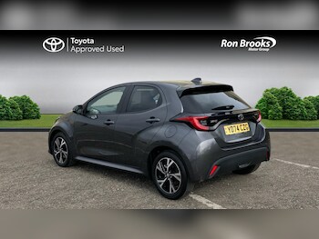 Used Toyota Yaris 2024 for sale - 78156632: Photo