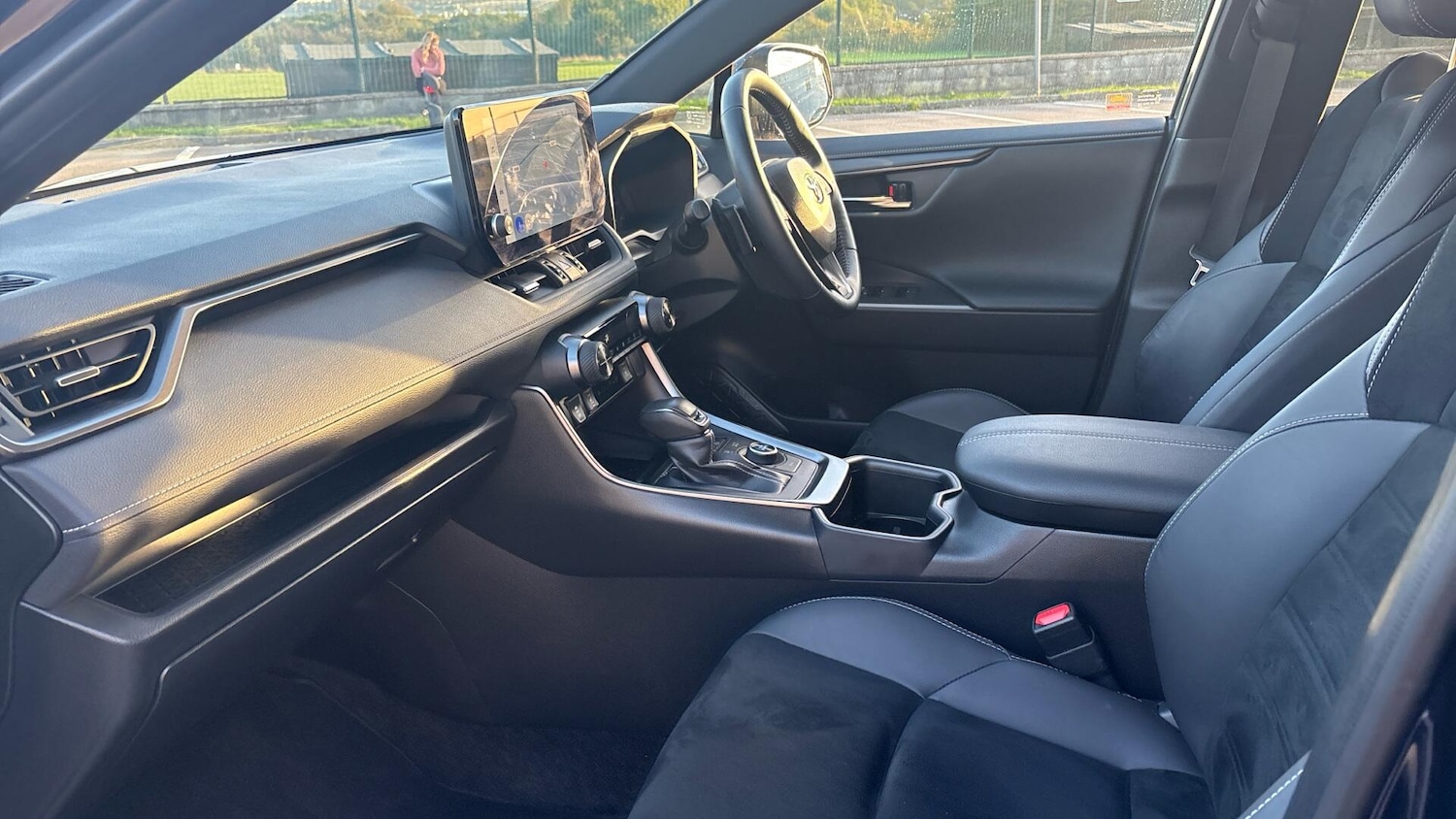 Used Toyota RAV4 2024 for sale - 75600174: Photo 10