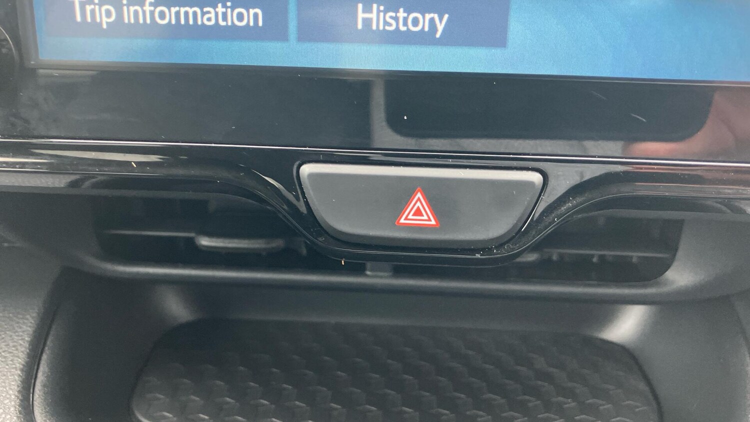 Used Toyota Yaris 2023 for sale - 76735155: Photo 24