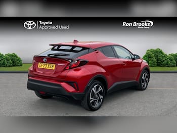 Used Toyota C-HR 2023 for sale - 79520670: Photo