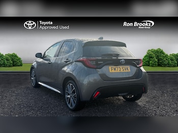 Used Toyota Yaris 2023 for sale - 76735254: Photo