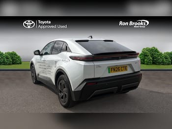 Used Toyota C-HR 2026 for sale - 79711796: Photo