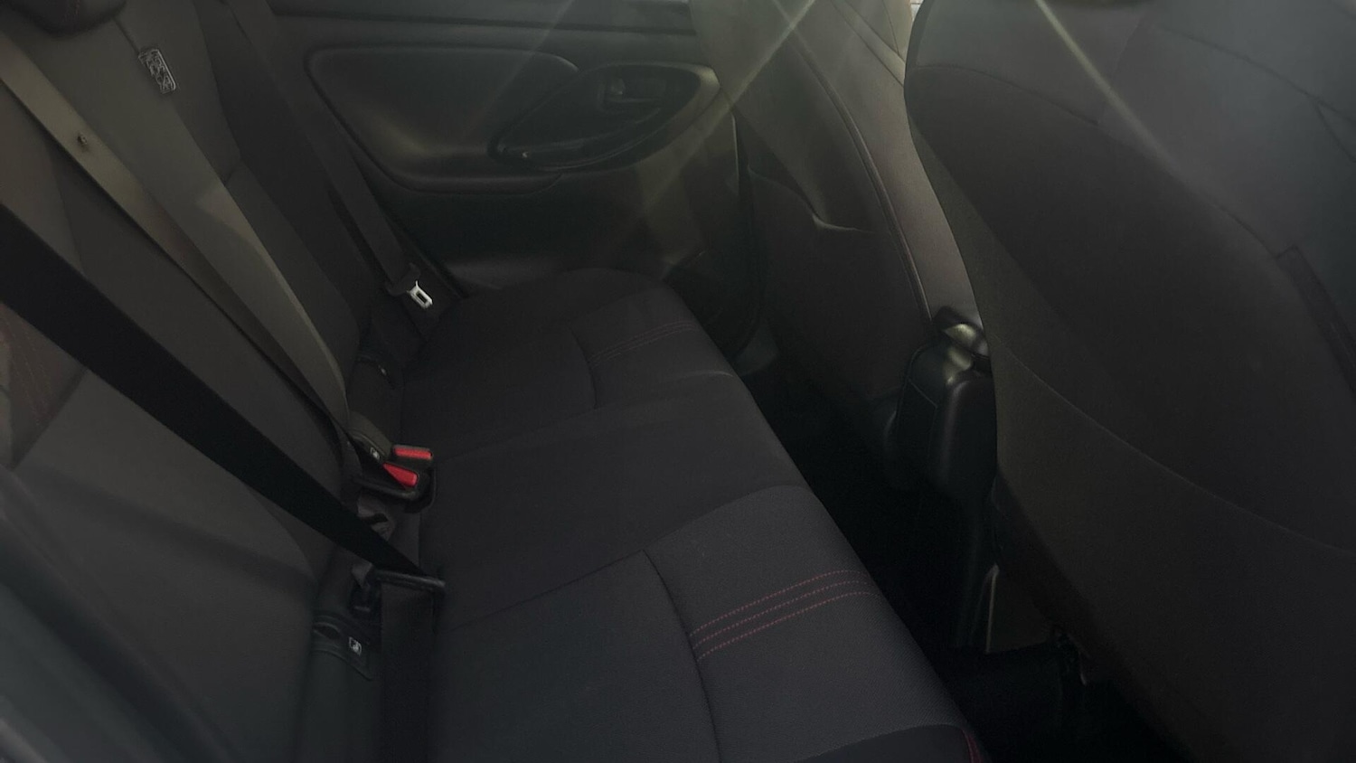 Used Toyota Yaris 2022 for sale - 77029035: Photo 12