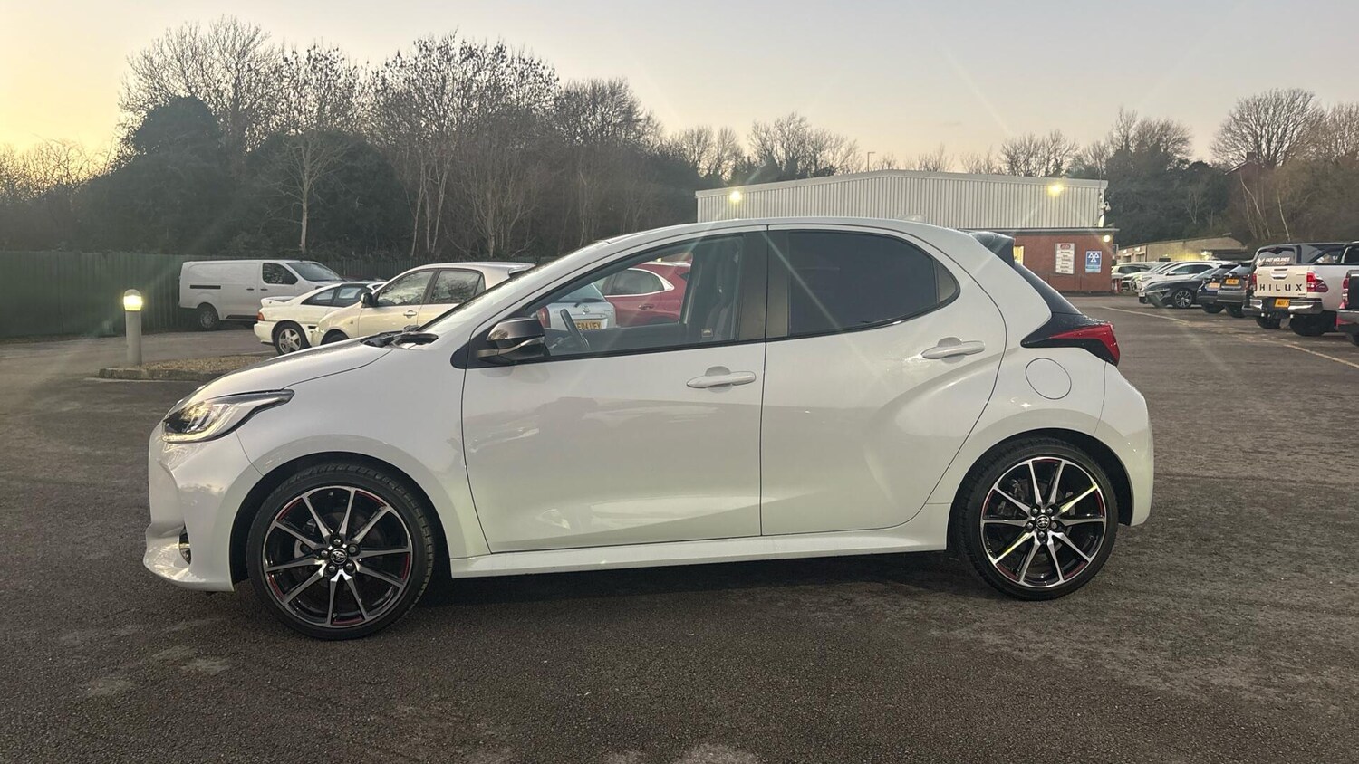 Used Toyota Yaris 2022 for sale - 77029035: Photo 17