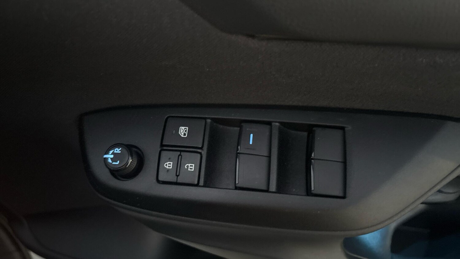 Used Toyota Yaris 2022 for sale - 77029035: Photo 24