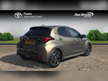 Used Toyota Yaris 2023 for sale - 79413040: Photo