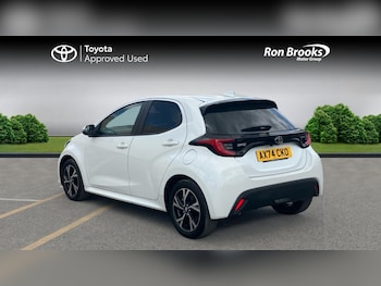 Used Toyota Yaris 2024 for sale - 79202292: Photo