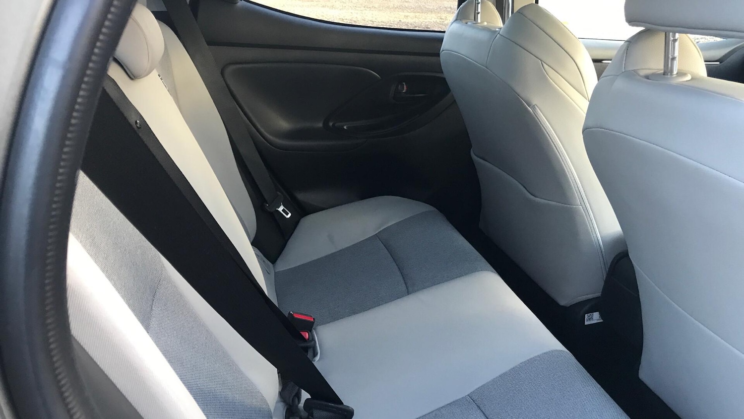 Used Toyota Yaris 2023 for sale - 76645334: Photo 12