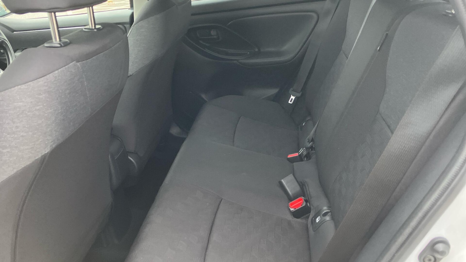 Used Toyota Yaris 2024 for sale - 77412390: Photo 13