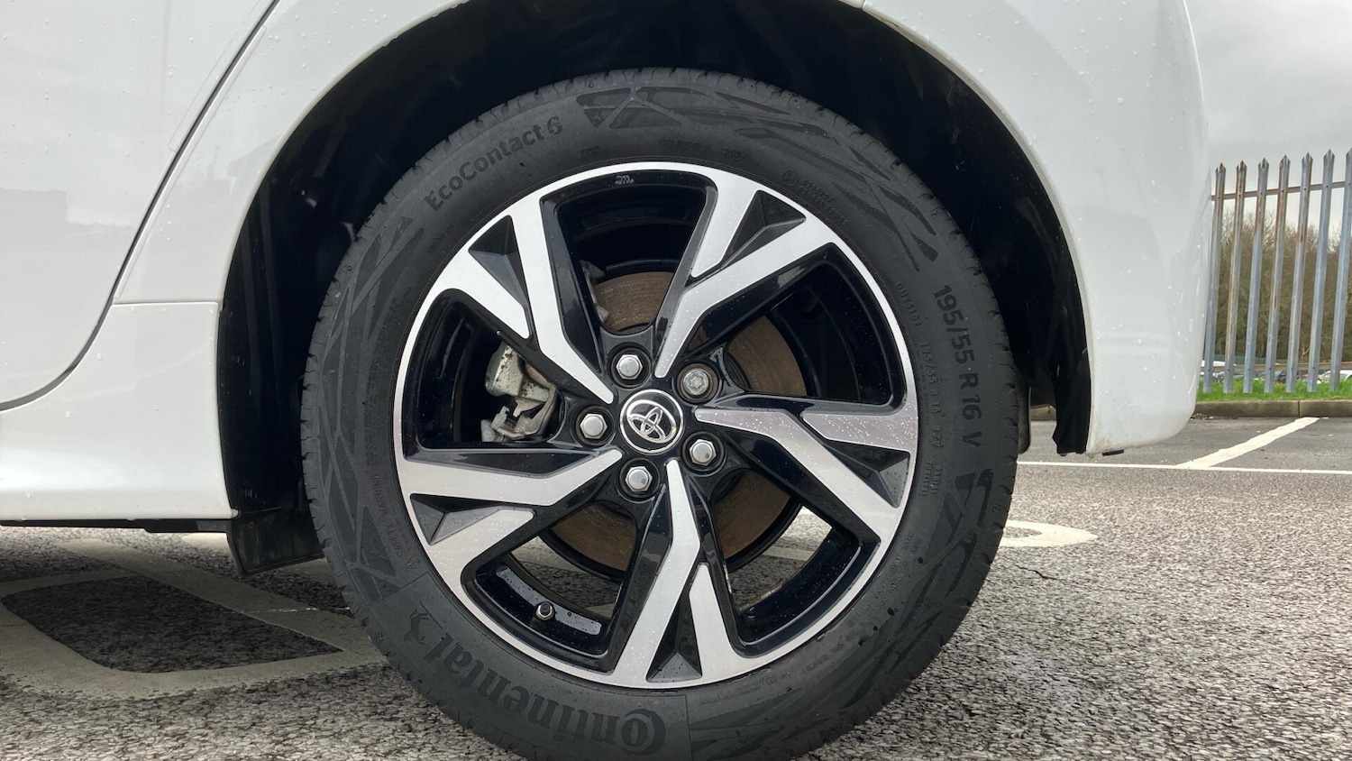 Used Toyota Yaris 2024 for sale - 77412390: Photo 18