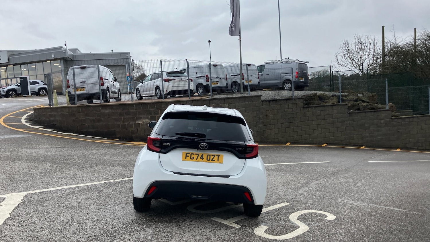 Used Toyota Yaris 2024 for sale - 77412390: Photo 19