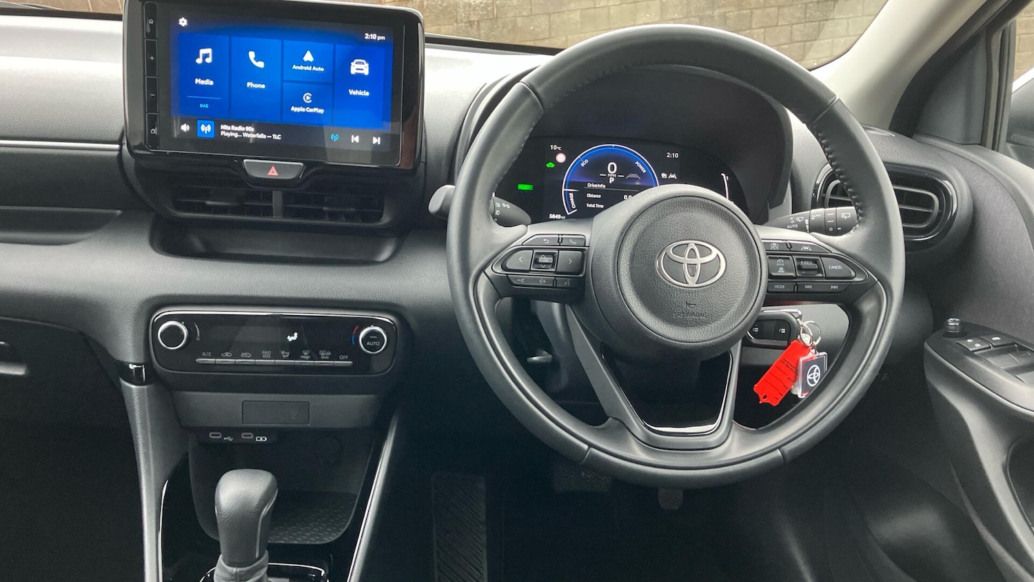 Used Toyota Yaris 2024 for sale - 77412390: Photo 6