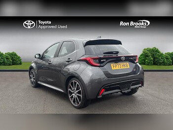 Used Toyota Yaris 2023 for sale - 77253792: Photo