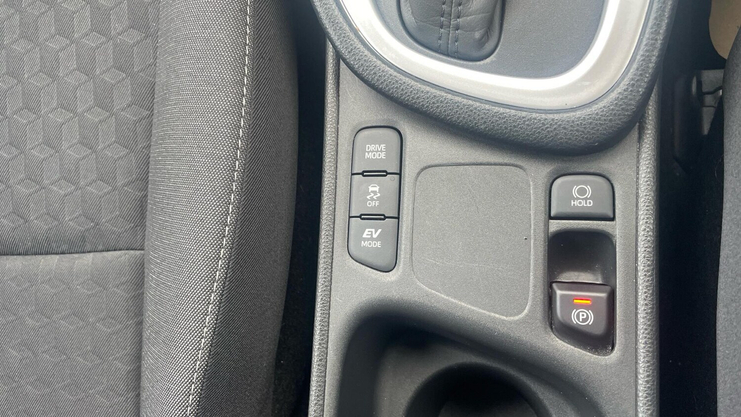 Used Toyota Yaris 2022 for sale - 77254528: Photo 22