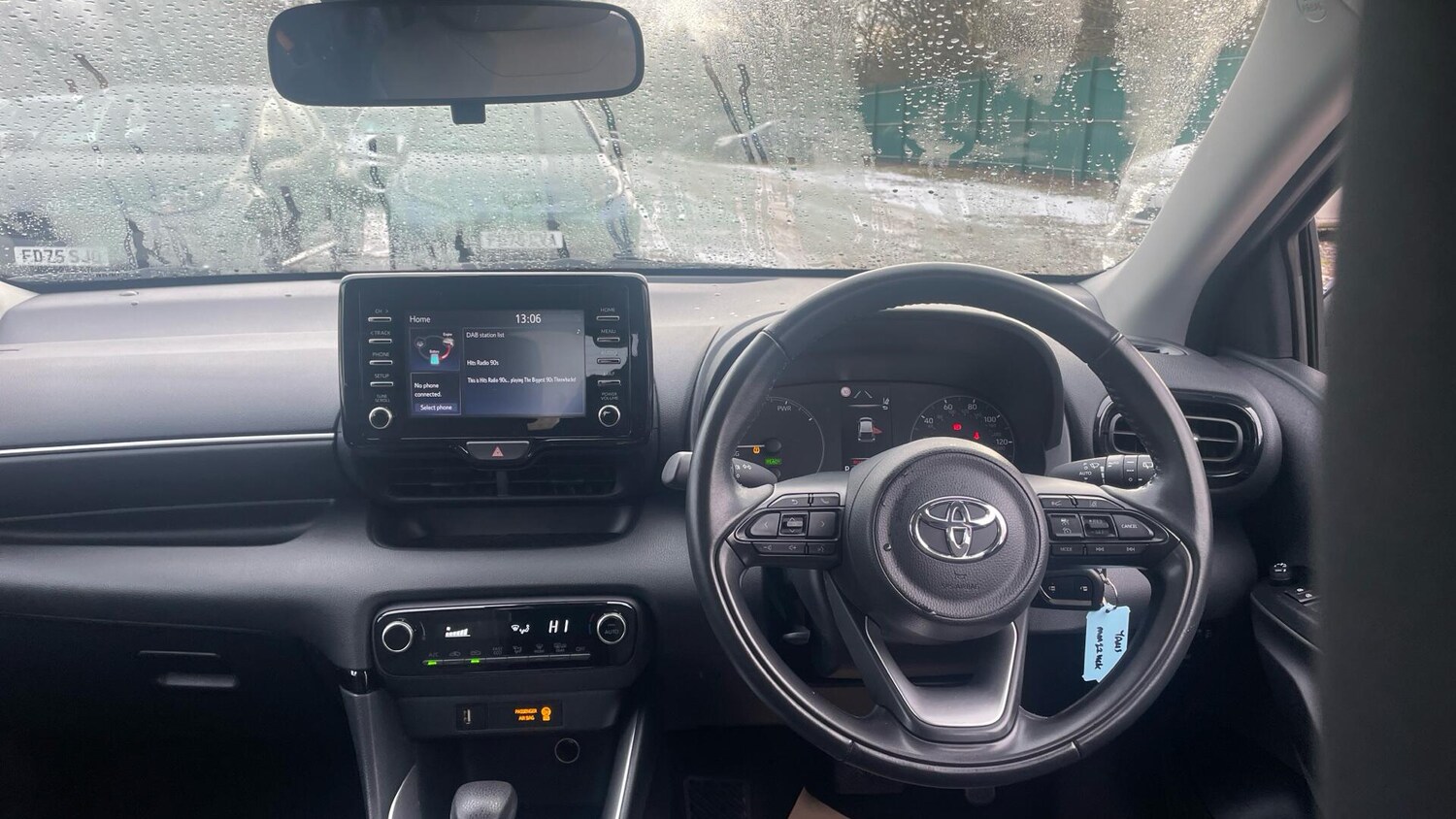 Used Toyota Yaris 2022 for sale - 77254528: Photo 6