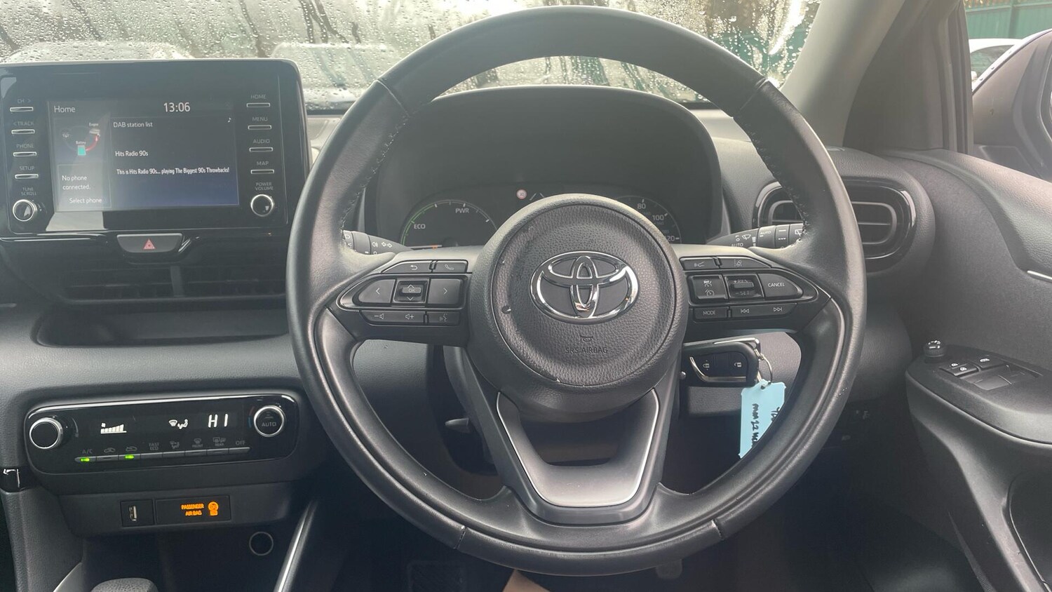 Used Toyota Yaris 2022 for sale - 77254528: Photo 8