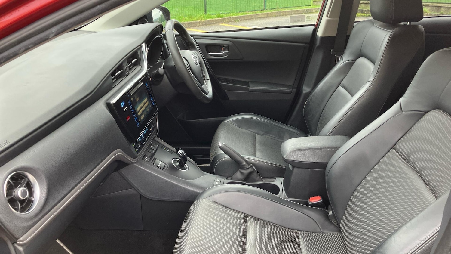 Used Toyota Auris 2018 for sale - 77853915: Photo 10