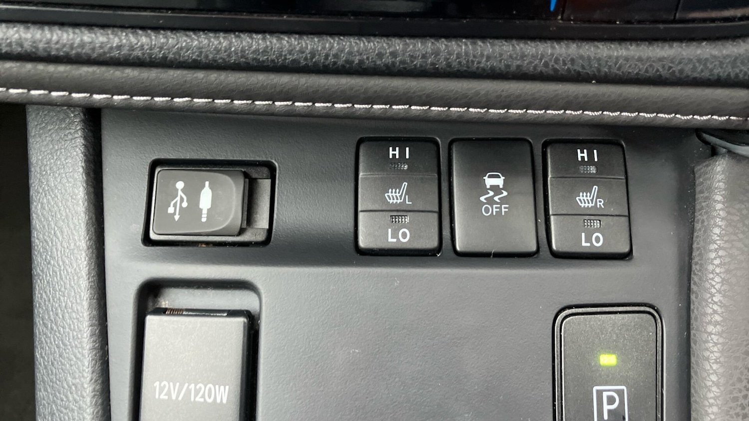 Used Toyota Auris 2018 for sale - 77853915: Photo 24