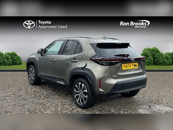 Used Toyota Yaris Cross 2024 for sale - 76975592: Photo