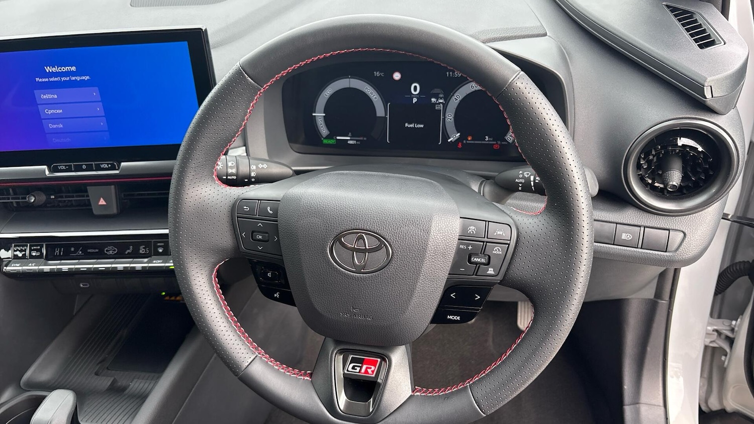 Used Toyota C-HR 2024 for sale - 76179687: Photo 8