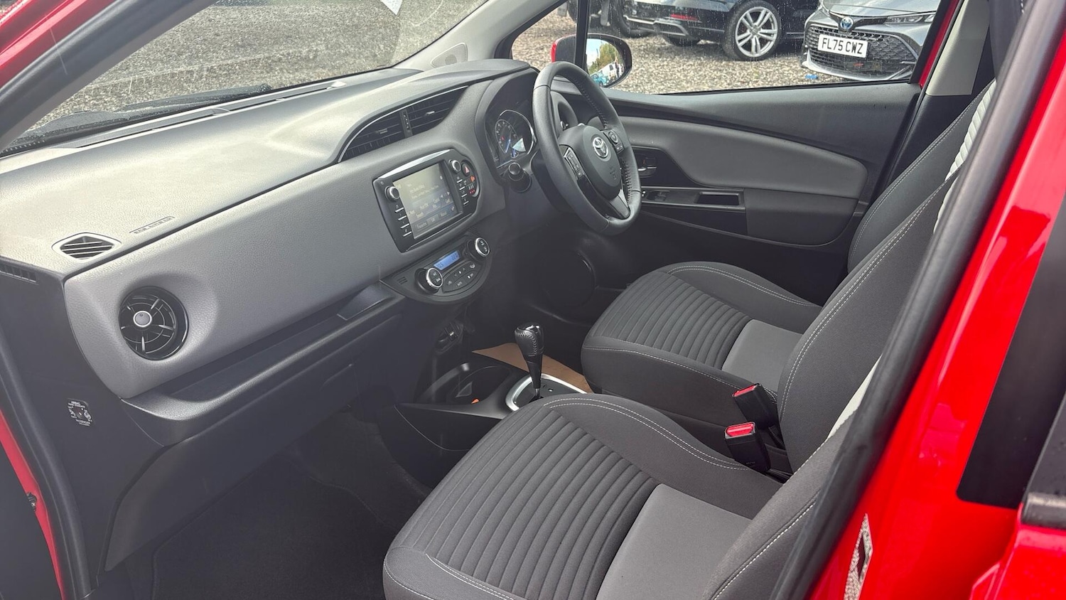 Used Toyota Yaris 2019 for sale - 76318074: Photo 10