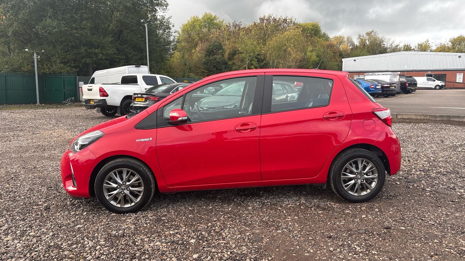 Used Toyota Yaris 2019 for sale - 76318074: Photo 17