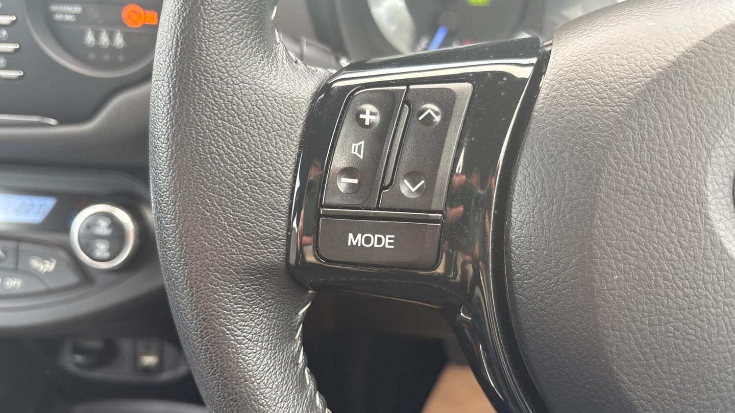 Used Toyota Yaris 2019 for sale - 76318074: Photo 20