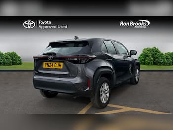 Used Toyota Yaris Cross 2024 for sale - 79677471: Photo