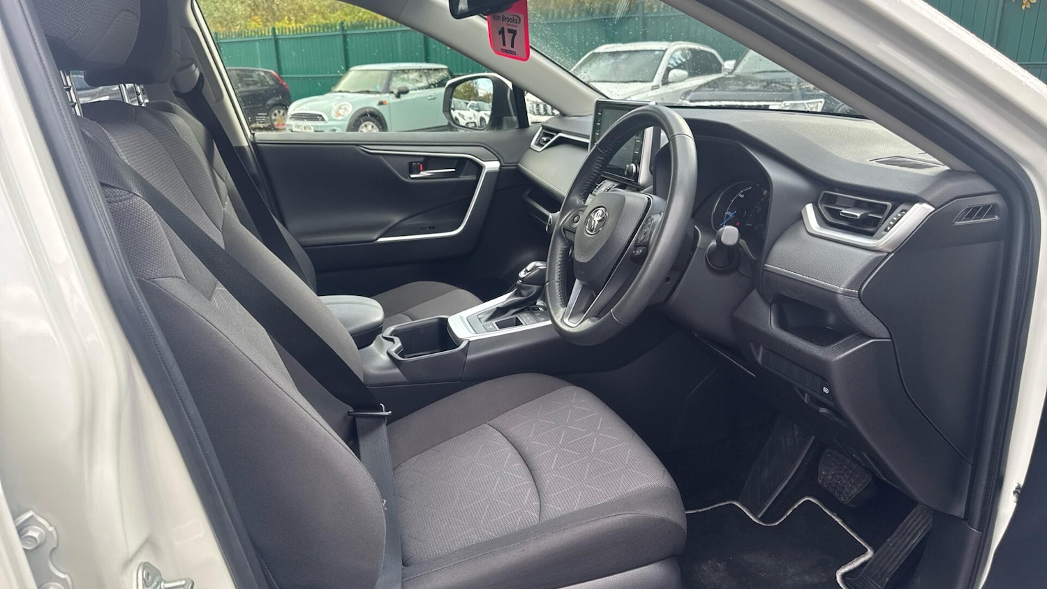 Used Toyota RAV4 2022 for sale - 76317724: Photo 11