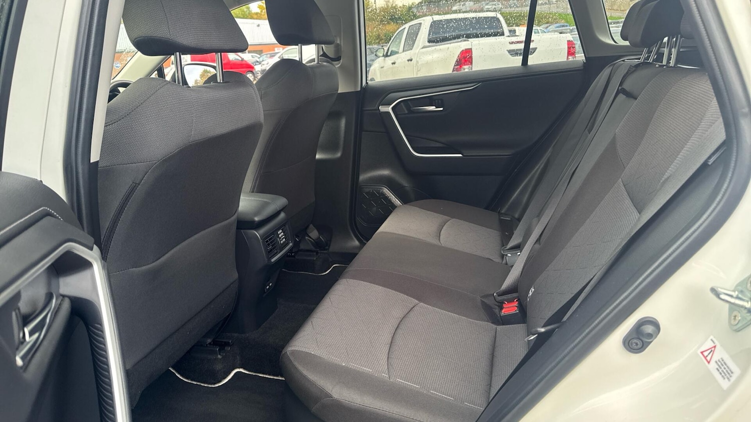 Used Toyota RAV4 2022 for sale - 76317724: Photo 13