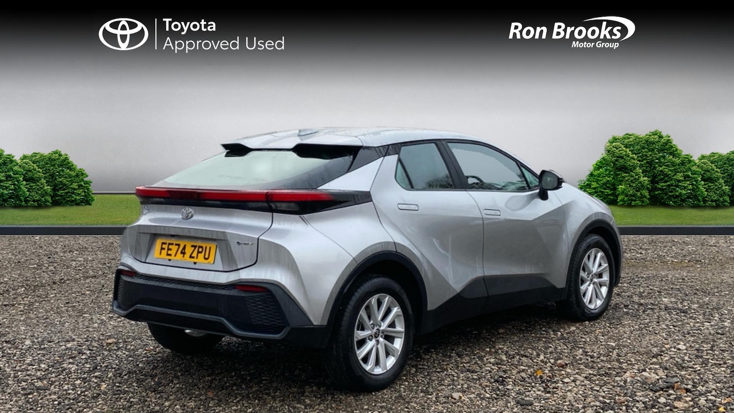Used Toyota C-HR 2024 for sale - 76781547: Photo 2
