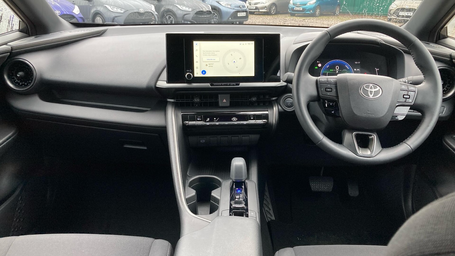 Used Toyota C-HR 2024 for sale - 76781547: Photo 5