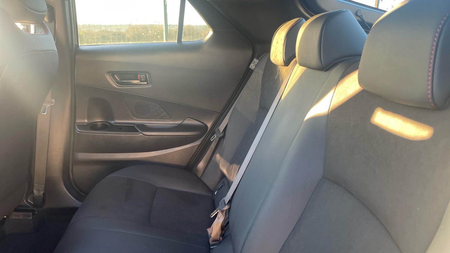 Used Toyota C-HR 2024 for sale - 76786912: Photo 13