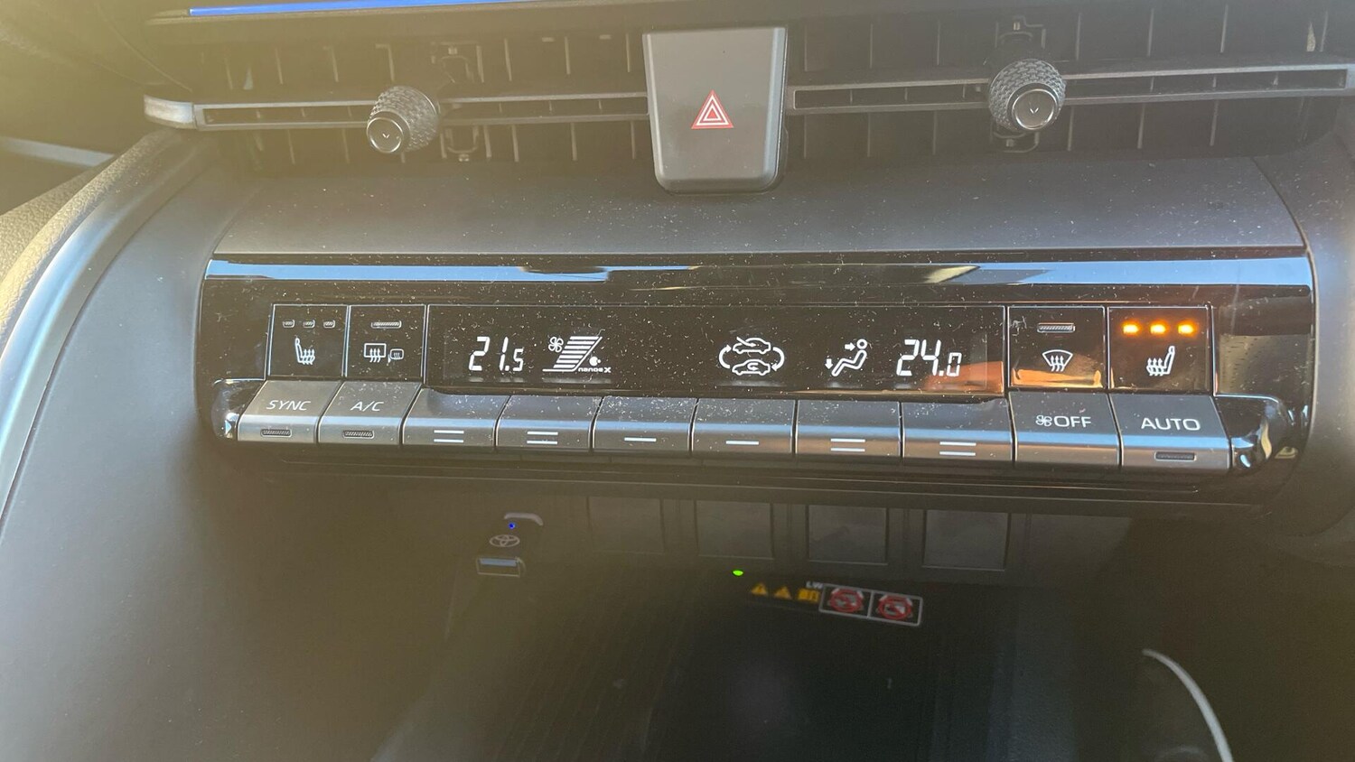 Used Toyota C-HR 2024 for sale - 76786912: Photo 23