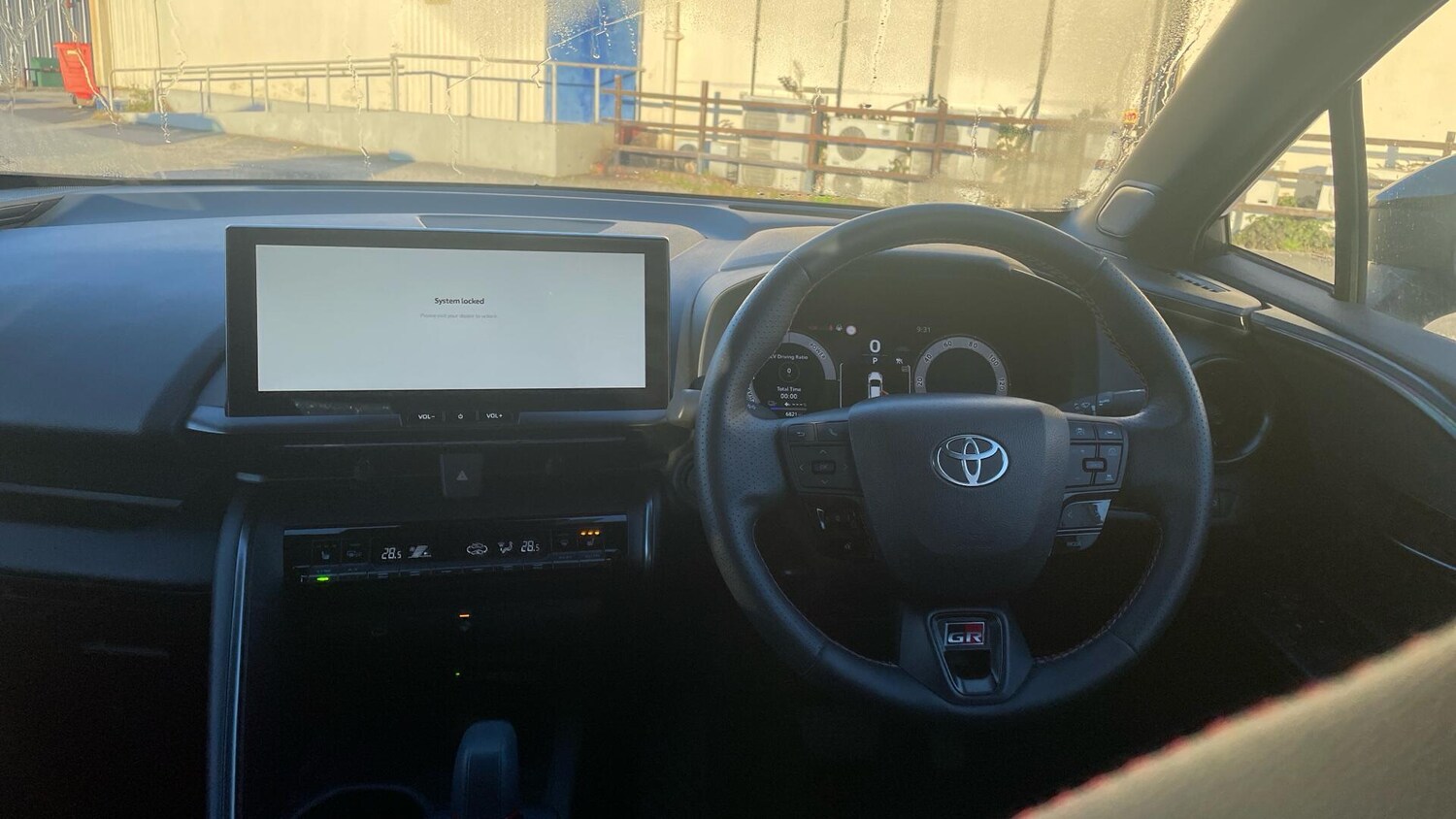 Used Toyota C-HR 2024 for sale - 76786912: Photo 6