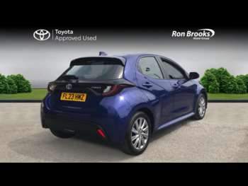 Used Toyota Yaris 2023 for sale - 75031324: Photo