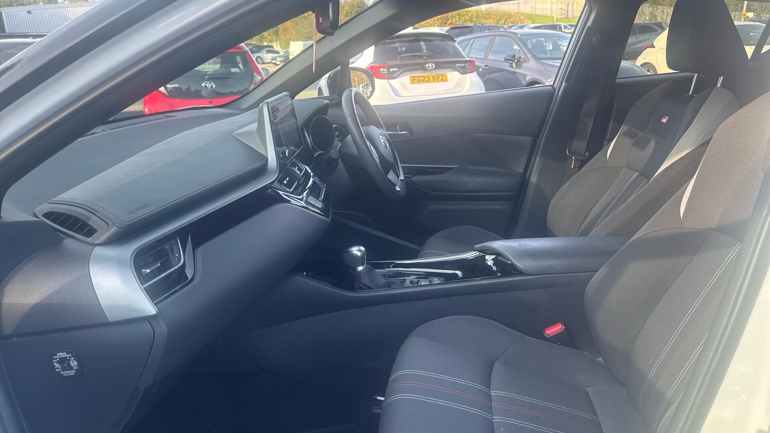 Used Toyota C-HR 2023 for sale - 76179699: Photo 10