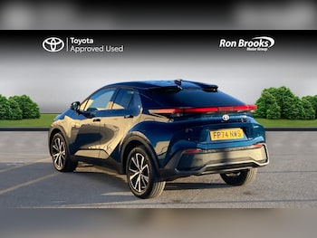 Used Toyota C-HR 2024 for sale - 78318848: Photo