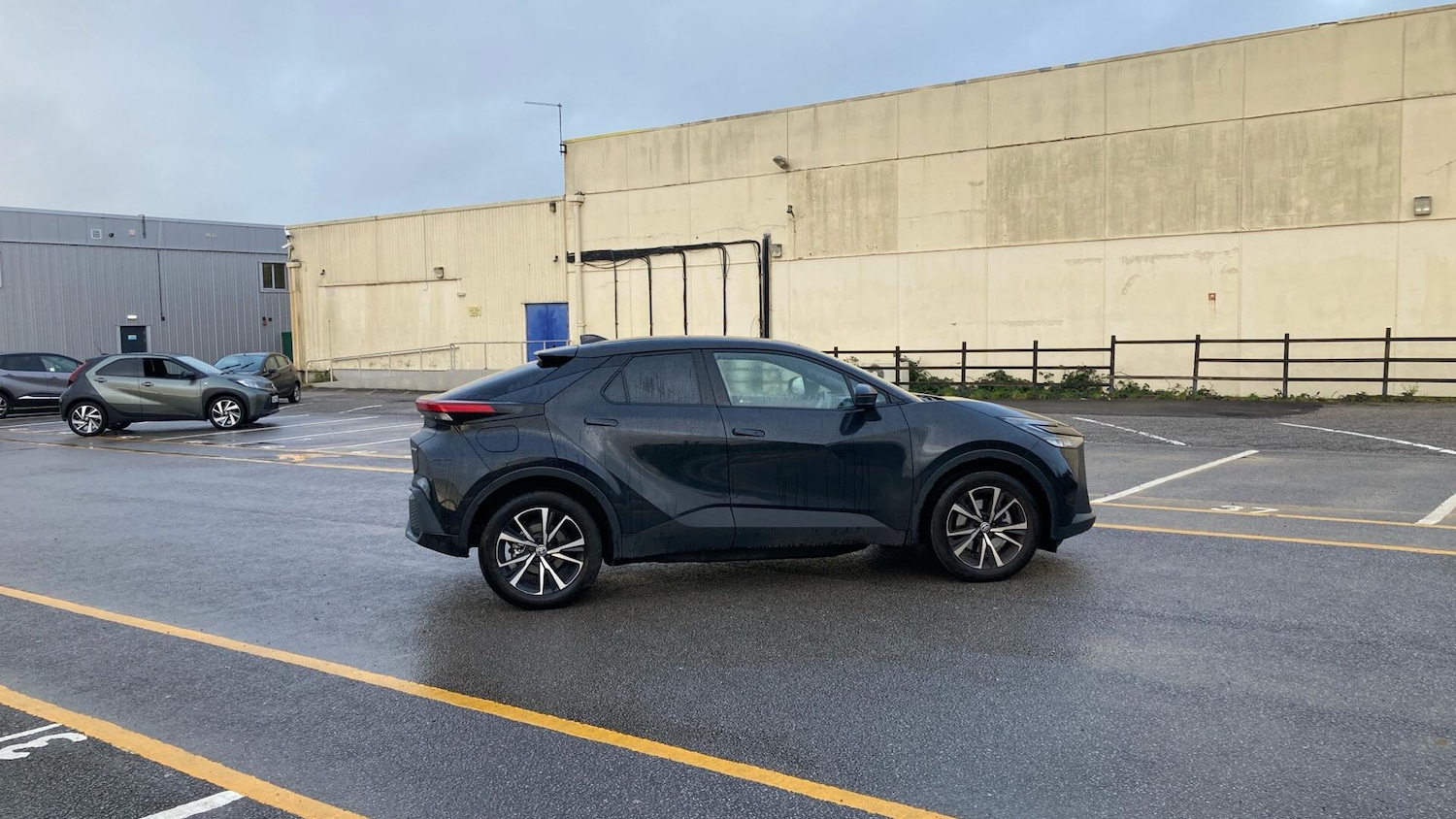 Used Toyota C-HR 2024 for sale - 76823755: Photo 16