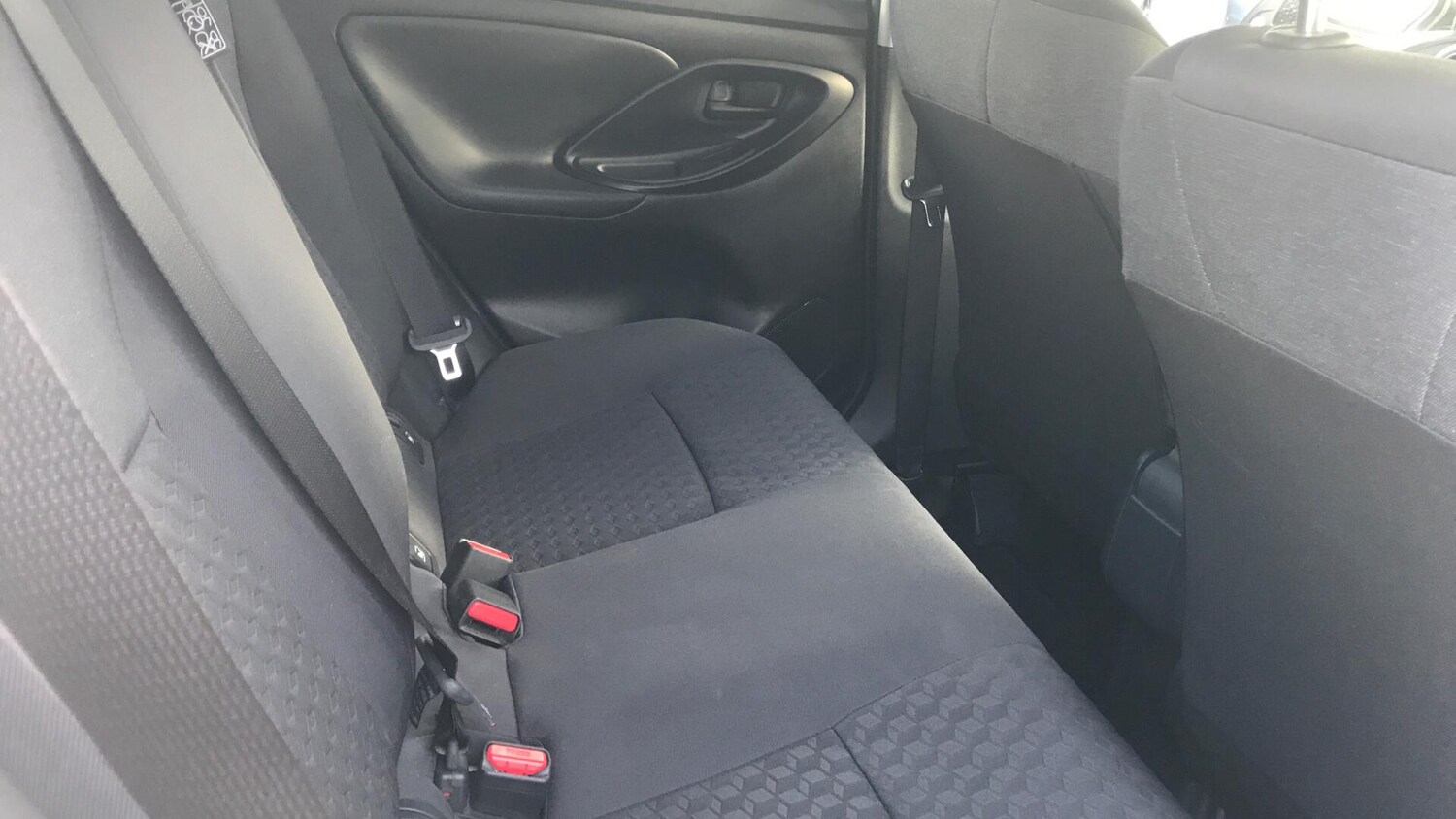 Used Toyota Yaris 2023 for sale - 76735170: Photo 12