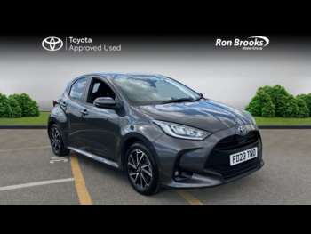 Used Toyota Yaris 2023 for sale - 74861572: Photo