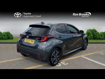 Used Toyota Yaris 2023 for sale - 74861572: Photo