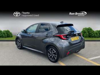Used Toyota Yaris 2023 for sale - 74861572: Photo