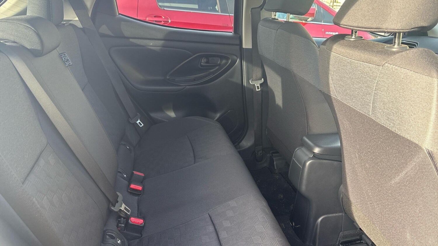 Used Toyota Yaris 2024 for sale - 77598985: Photo 12