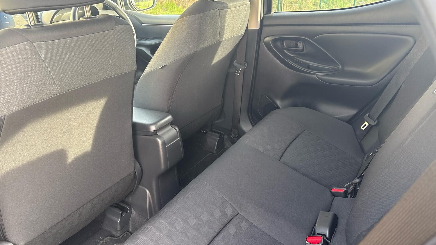 Used Toyota Yaris 2024 for sale - 77598985: Photo 13