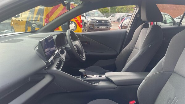 Used Toyota C-HR 2025 for sale - 75600847: Photo 10