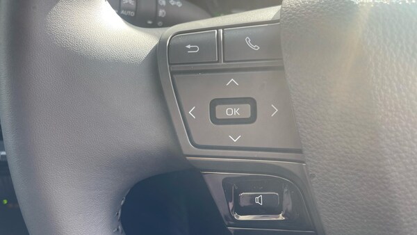 Used Toyota C-HR 2025 for sale - 75600847: Photo 23